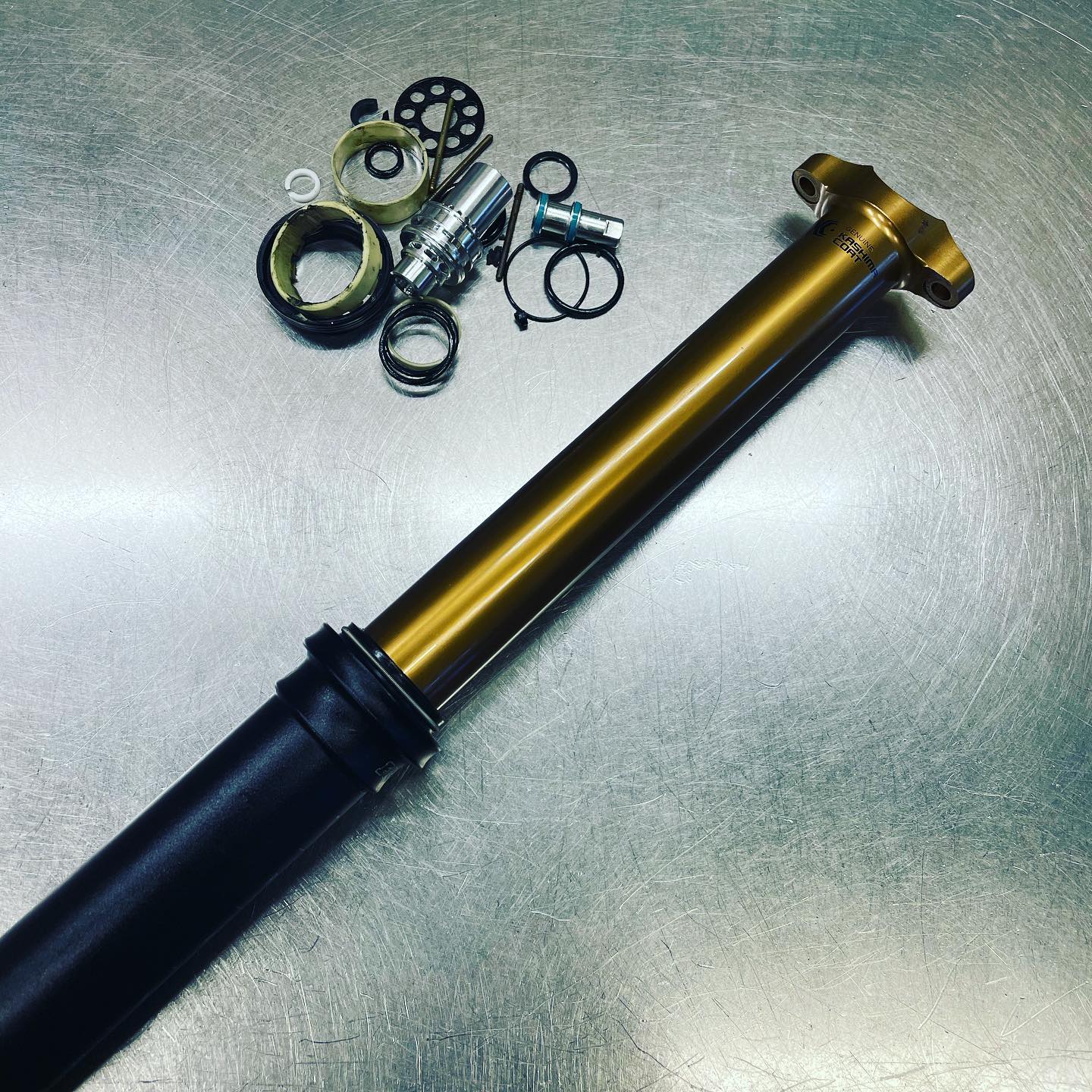 SHOCK SERVICE.NO BOOKING DEPOSIT...........PLEASE INCLUDE YOUR DETAILS WITH YOUR ITEMS...