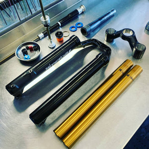 SHOCK SERVICE.NO BOOKING DEPOSIT...........PLEASE INCLUDE YOUR DETAILS WITH YOUR ITEMS...